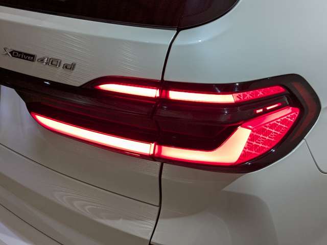 ＢＭＷ Ｘ７ Ｘドライブ４０Ｄ Ｍスポーツ ディーゼルターボ ４ＷＤ R5年 (関東) 99