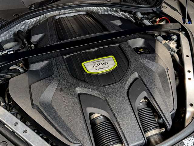 ポルシェ パナメーラ ４ Ｅハイブリッド ＰＤＫ ４ＷＤ H29年 (関東) 99