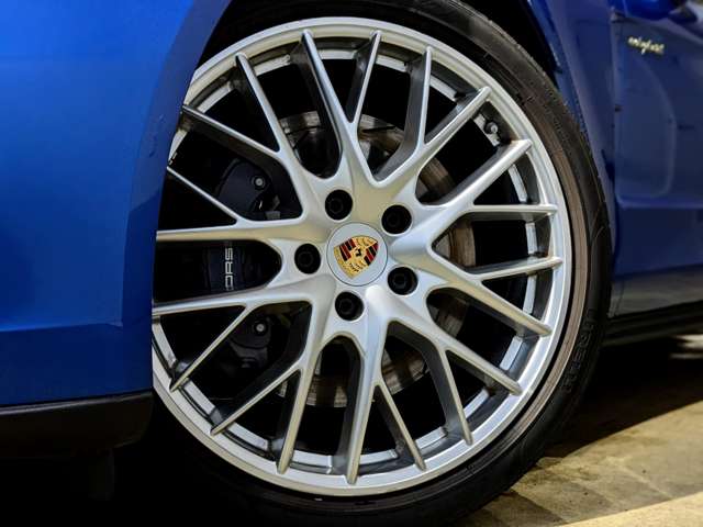ポルシェ パナメーラ ４ Ｅハイブリッド ＰＤＫ ４ＷＤ H29年 (関東) 99