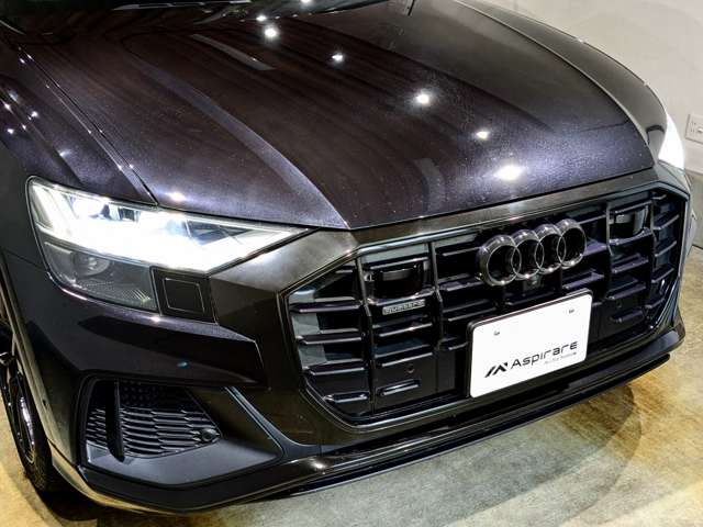 アウディ Ｑ８ ５５ ＴＦＳＩ クワトロ デビューパッケージ Ｓライン ４ＷＤ R1年 (関東) 99