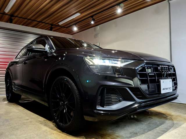 アウディ Ｑ８ ５５ ＴＦＳＩ クワトロ デビューパッケージ Ｓライン ４ＷＤ R1年 (関東) 99