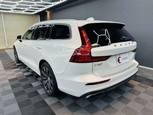ボルボ Ｖ６０ Ｔ６ ツインエンジン ＡＷＤ モメンタム ４ＷＤ R2年 (関東) 99
