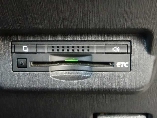 トヨタ プリウスΑ １．８ Ｓ ツーリングセレクション H27年 (九州・沖縄) 99