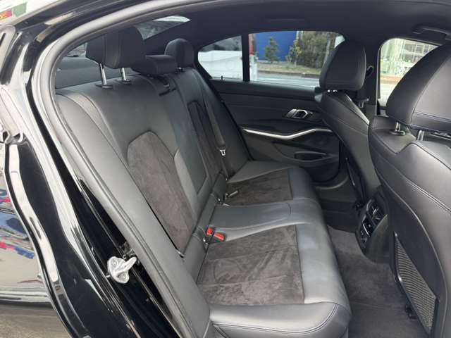 ＢＭＷ ３シリーズ ３２０Ｄ Ｘドライブ Ｍスポーツ ディーゼルターボ ４ＷＤ R2年 (東海) 99