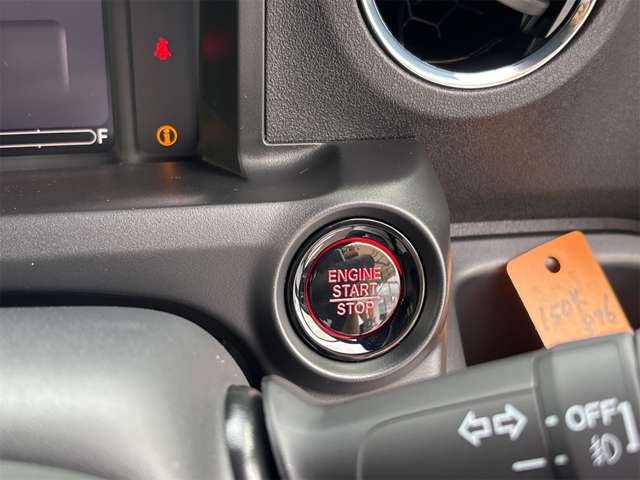 ホンダ Ｎ　ＢＯＸ カスタム ６６０ R8年 (近畿) 99