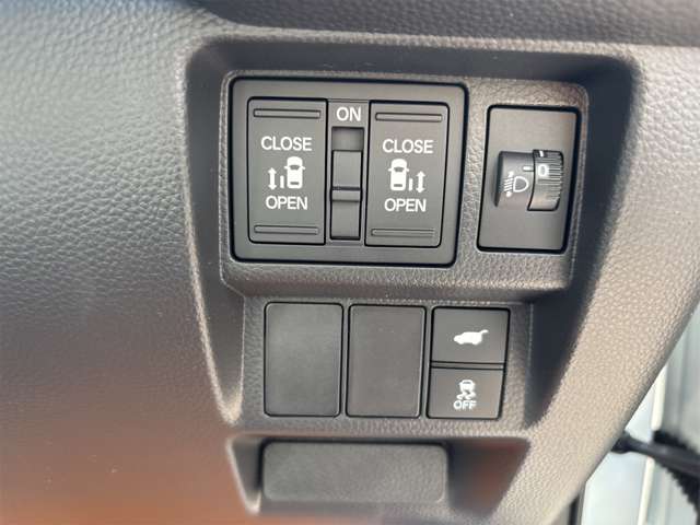 ホンダ ステップワゴン １．５ スパーダ R8年 (近畿) 99