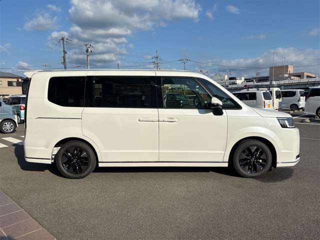 ホンダ ステップワゴン　ハイブリッド ２．０ Ｅ：ＨＥＶ スパーダ R7年 (近畿) 99