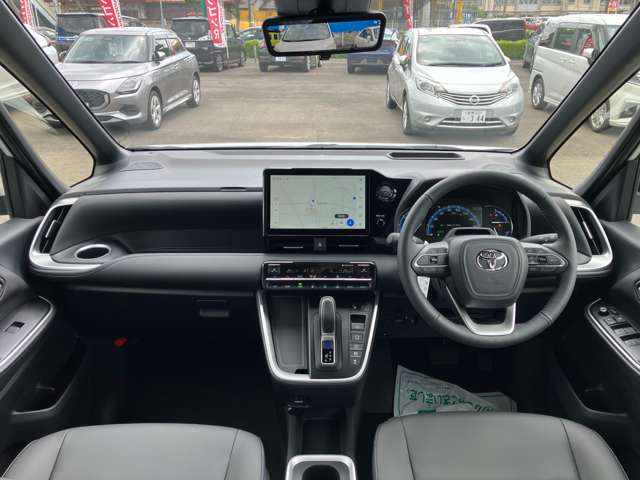 トヨタ ヴォクシー １．８ ハイブリッド Ｓ－Ｚ R8年 (関東) 99