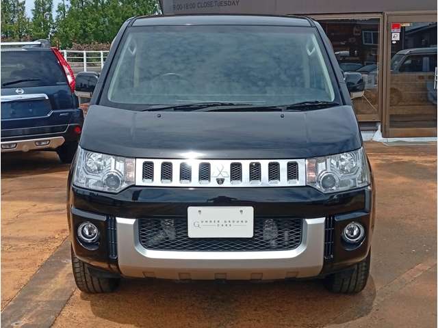 三菱 デリカ　Ｄ：５ ２．２ Ｄ プレミアム ディーゼルターボ ４ＷＤ H25年 (甲信越・北陸) 99