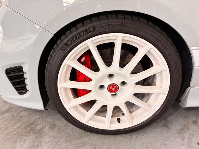 アバルト ５９５ コンペティツィオーネ H29年 (近畿) 99