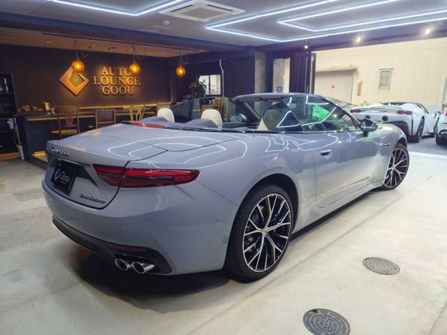 マセラティ グランカブリオ ＧＲＩＧＩＯ R8年 (近畿) 99