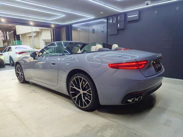 マセラティ グランカブリオ ＧＲＩＧＩＯ R8年 (近畿) 99