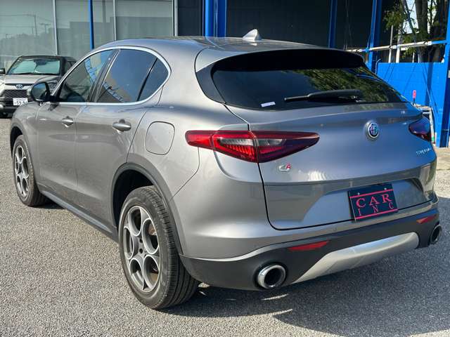 アルファロメオ ステルヴィオ ２．０ ターボ Ｑ４ スポーツパッケージ ４ＷＤ R1年 (関東) 99