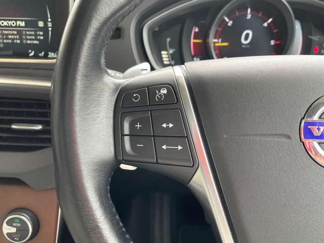 ボルボ Ｖ４０ Ｄ４ ＳＥ ディーゼルターボ H28年 (関東) 99