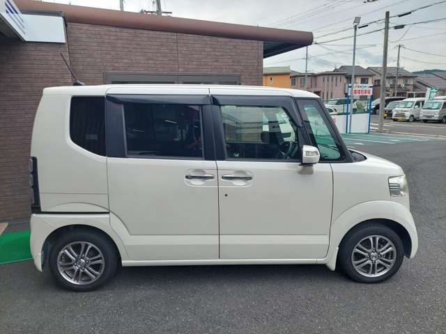 ホンダ Ｎ　ＢＯＸ ６６０ カスタムＧ ＳＳパッケージ H25年 (近畿) 99