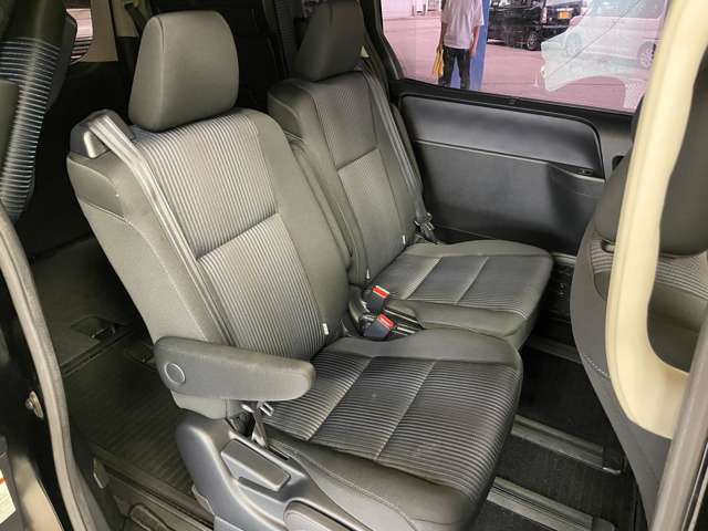 トヨタ ヴォクシー ２．０ ＺＳ 煌 H27年 (甲信越・北陸) 99