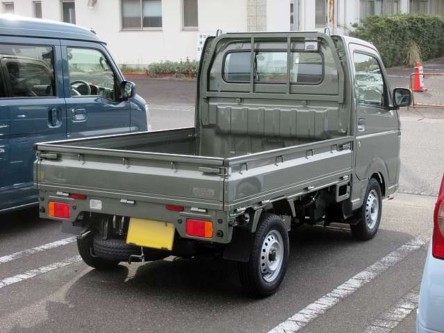 スズキ キャリイトラック ６６０ ＫＣ農繁 ３方開 ４ＷＤ R8年 (関東) 99