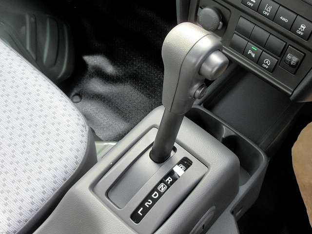 スズキ キャリイトラック ６６０ ＫＣ農繁 ３方開 ４ＷＤ R8年 (関東) 99