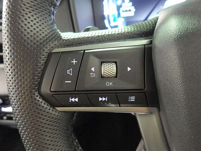 三菱 アウトランダーＰＨＥＶ ２．４ Ｇ ４ＷＤ R4年 (近畿) 99