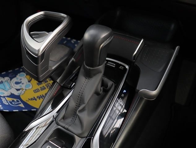 トヨタ カローラスポーツ　ハイブリッド １．８ ハイブリッド Ｇ Ｚ R1年 (関東) 99
