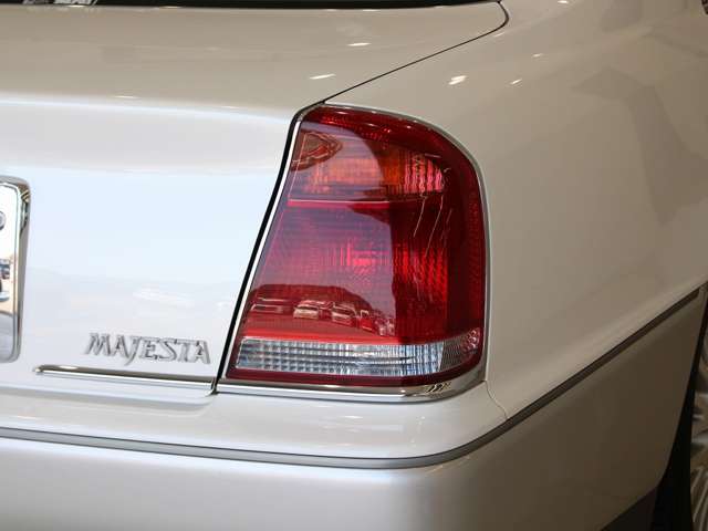 トヨタ クラウンマジェスタ ３．０ Ａタイプ H11年 (四国) 99