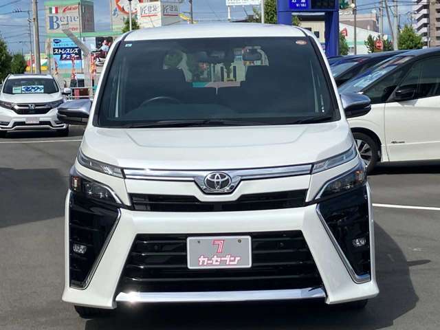 トヨタ ヴォクシー ２．０ ＺＳ 煌ＩＩＩ R3年 (四国) 99