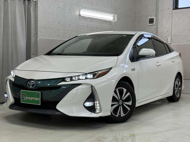 トヨタ プリウスＰＨＶ １．８ Ｓ ナビパッケージ H29年 (東北) 99