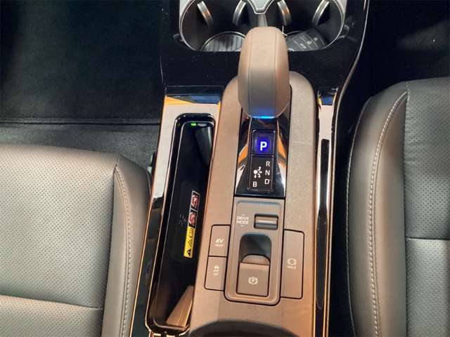 トヨタ プリウス ２．０ Ｚ R7年 (近畿) 99