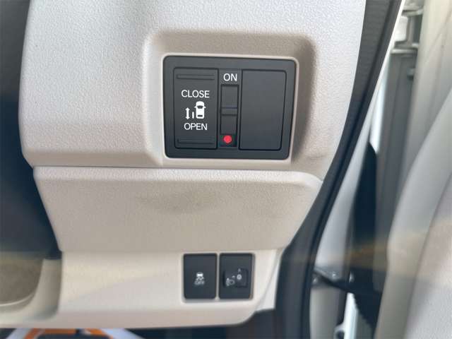 ホンダ Ｎ　ＢＯＸ ６６０ R8年 (近畿) 99