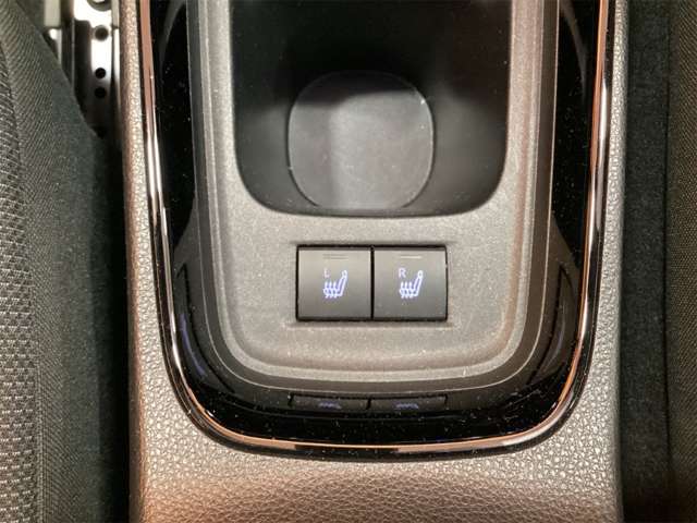 トヨタ アクア １．５ Ｇ R3年 (近畿) 99