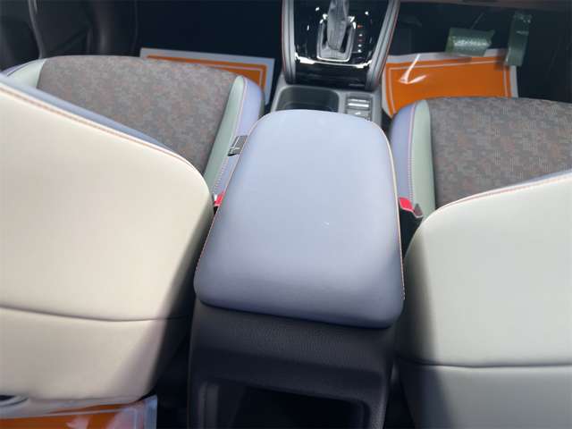 ホンダ ヴェゼル １．５ Ｅ：ＨＥＶ Ｘ ハントパッケージ R8年 (近畿) 99