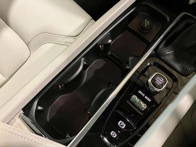 ボルボ Ｖ６０クロスカントリー Ｔ５ ＡＷＤ ４ＷＤ R2年 (関東) 99