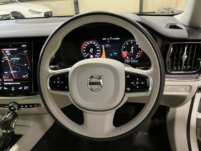 ボルボ Ｖ６０クロスカントリー Ｔ５ ＡＷＤ ４ＷＤ R2年 (関東) 99