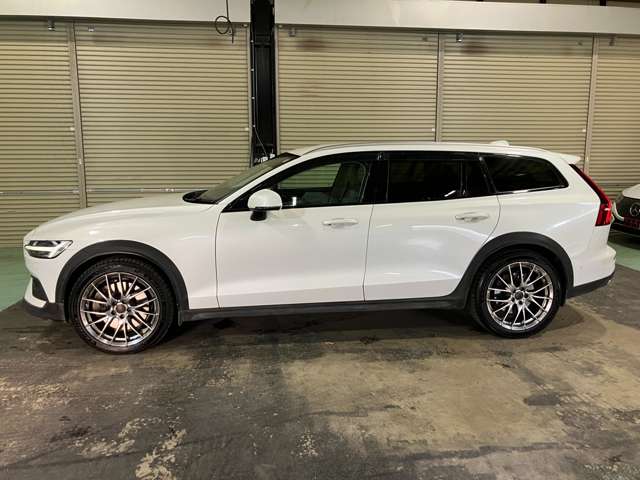 ボルボ Ｖ６０クロスカントリー Ｔ５ ＡＷＤ ４ＷＤ R2年 (関東) 99