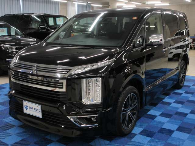 三菱 デリカ　Ｄ：５ アーバンギア ２．２ Ｇ パワーパッケージ ディーゼルターボ ４ＷＤ R1年 (関東) 99
