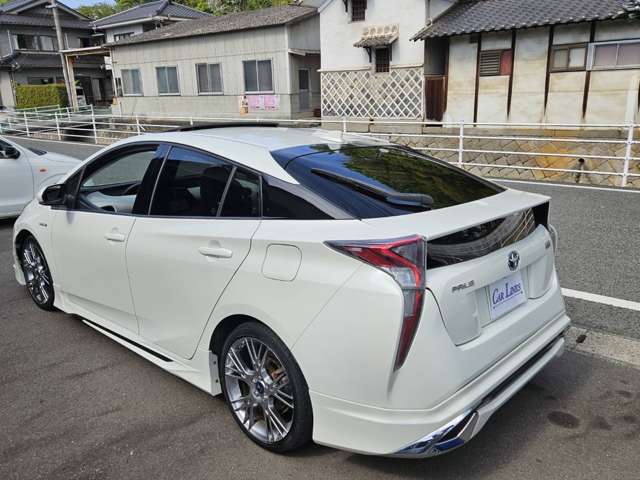 トヨタ プリウス １．８ Ｓ H28年 (中国) 99
