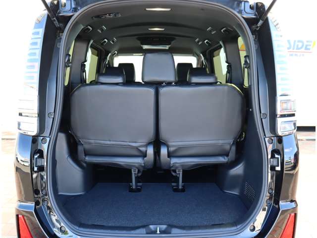 トヨタ ヴォクシー ２．０ ＺＳ 煌ＩＩＩ R3年 (関東) 99