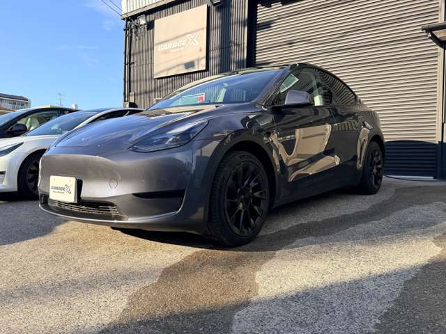 テスラ モデルＹ ＲＷＤ 黒内装 R4年 (東海) 99