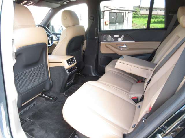 メルセデスベンツ ＧＬＳクラス ４５０ Ｄ ４マチック （ＩＳＧ搭載モデル） ＡＭＧラインパッケージ ディーゼルターボ ４ＷＤ R6年 (関東) 99