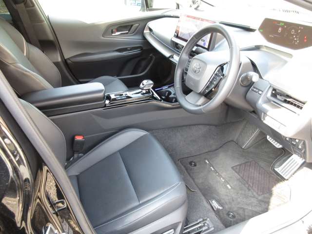 トヨタ プリウスＰＨＶ ２．０ プラグインハイブリッド Ｚ R5年 (関東) 99