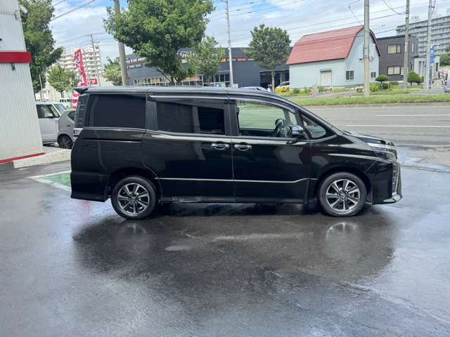 トヨタ ヴォクシー ２．０ ＺＳ 煌ＩＩ ４ＷＤ R1年 (北海道) 99