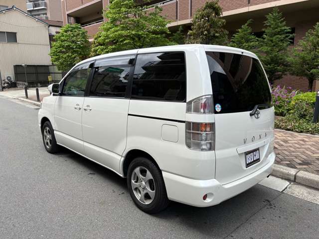 トヨタ ヴォクシー ２．０ Ｘ Ｇエディション H16年 (近畿) 99