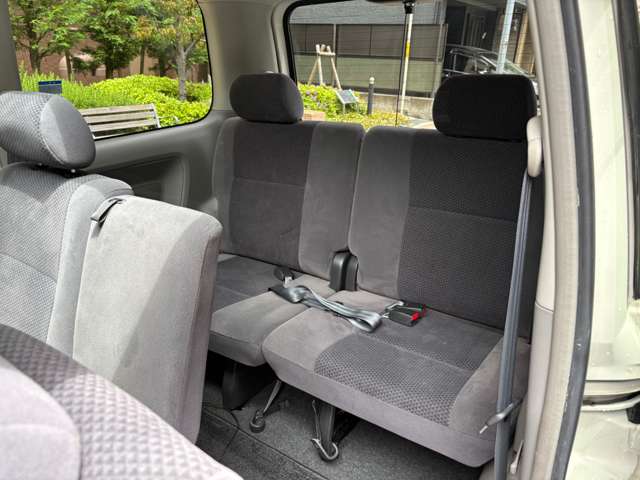 トヨタ ヴォクシー ２．０ Ｘ Ｇエディション H16年 (近畿) 99