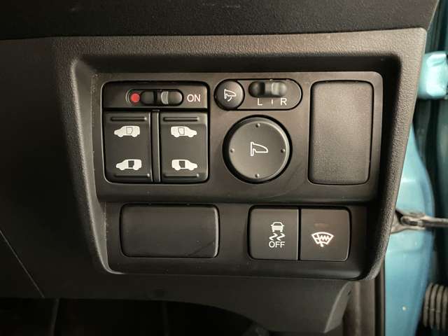 ホンダ フリードスパイク　ハイブリッド １．５ ジャストセレクション H25年 (甲信越・北陸) 99