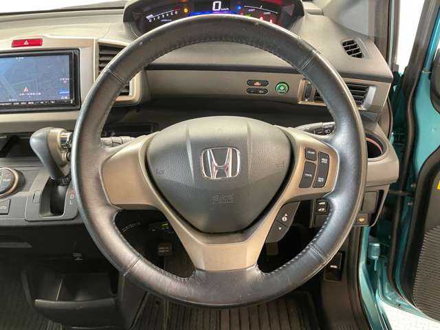 ホンダ フリードスパイク　ハイブリッド １．５ ジャストセレクション H25年 (甲信越・北陸) 99