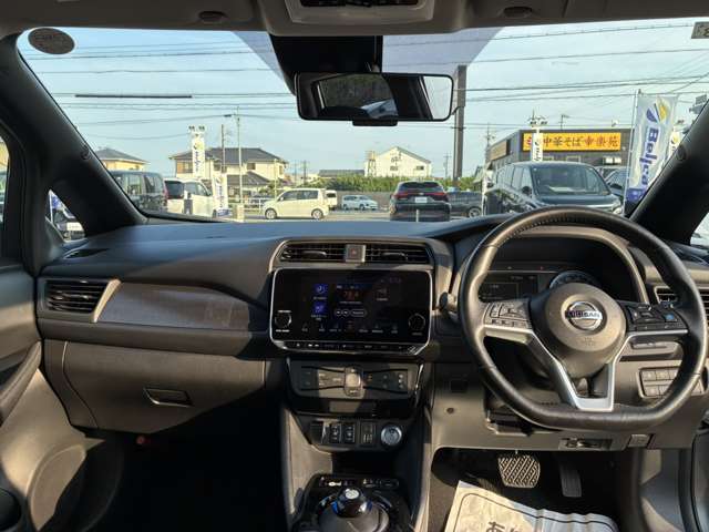 日産 リーフ Ｘ　Ｖセレクション R3年 (東海) 99