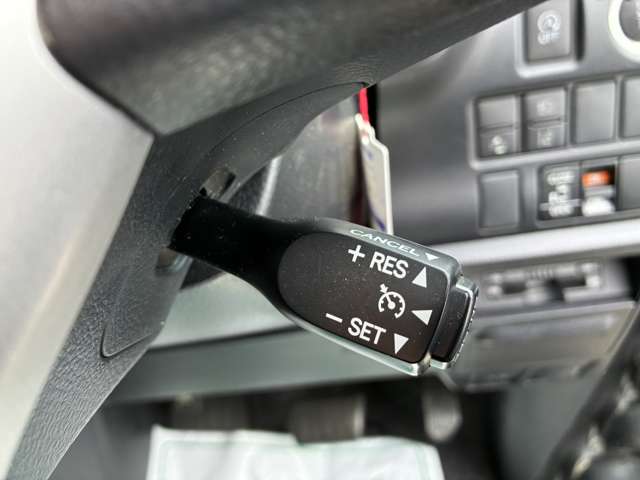 トヨタ ヴォクシー ２．０ ＺＳ R2年 (東海) 99
