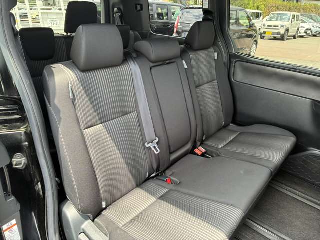トヨタ ヴォクシー ２．０ ＺＳ R2年 (東海) 99