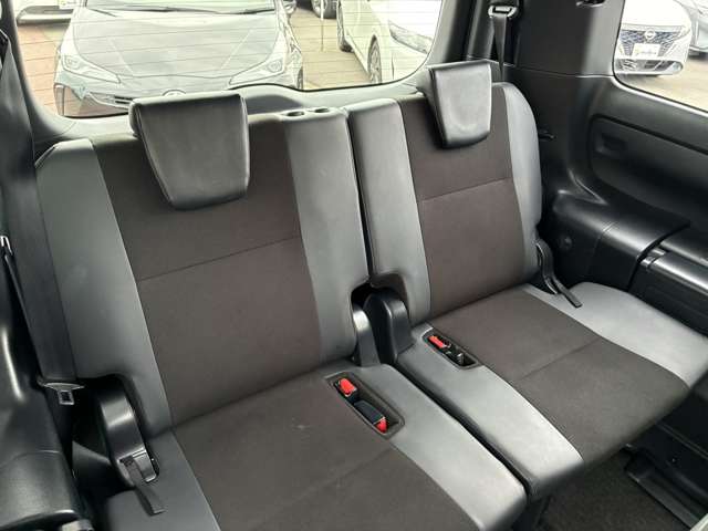 トヨタ ノア ２．０ ＳＩ ＷＸＢＩＩ R2年 (東海) 99
