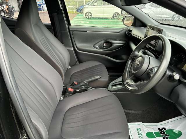 トヨタ ヤリス １．５ Ｘ ４ＷＤ R3年 (東海) 99